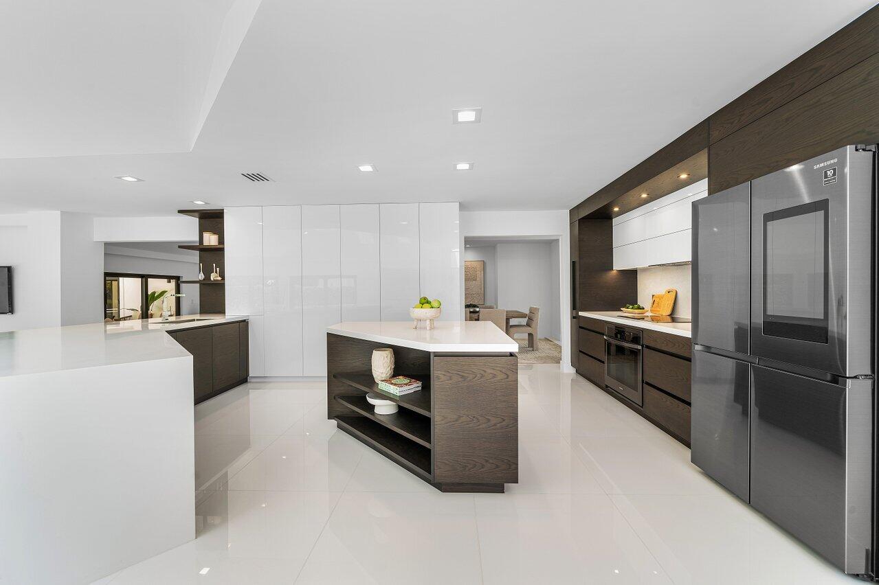 BREAKERS WEST 5 - Residential