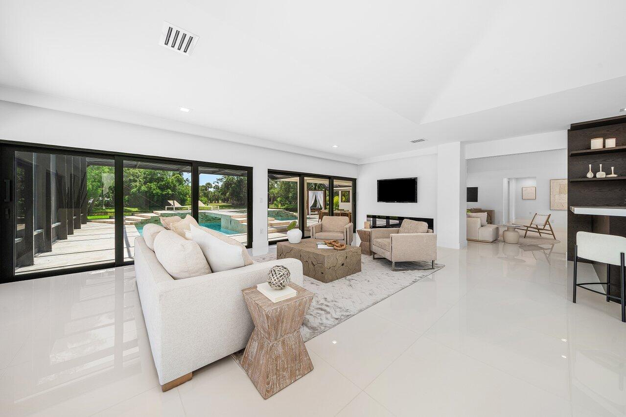 BREAKERS WEST 5 - Residential