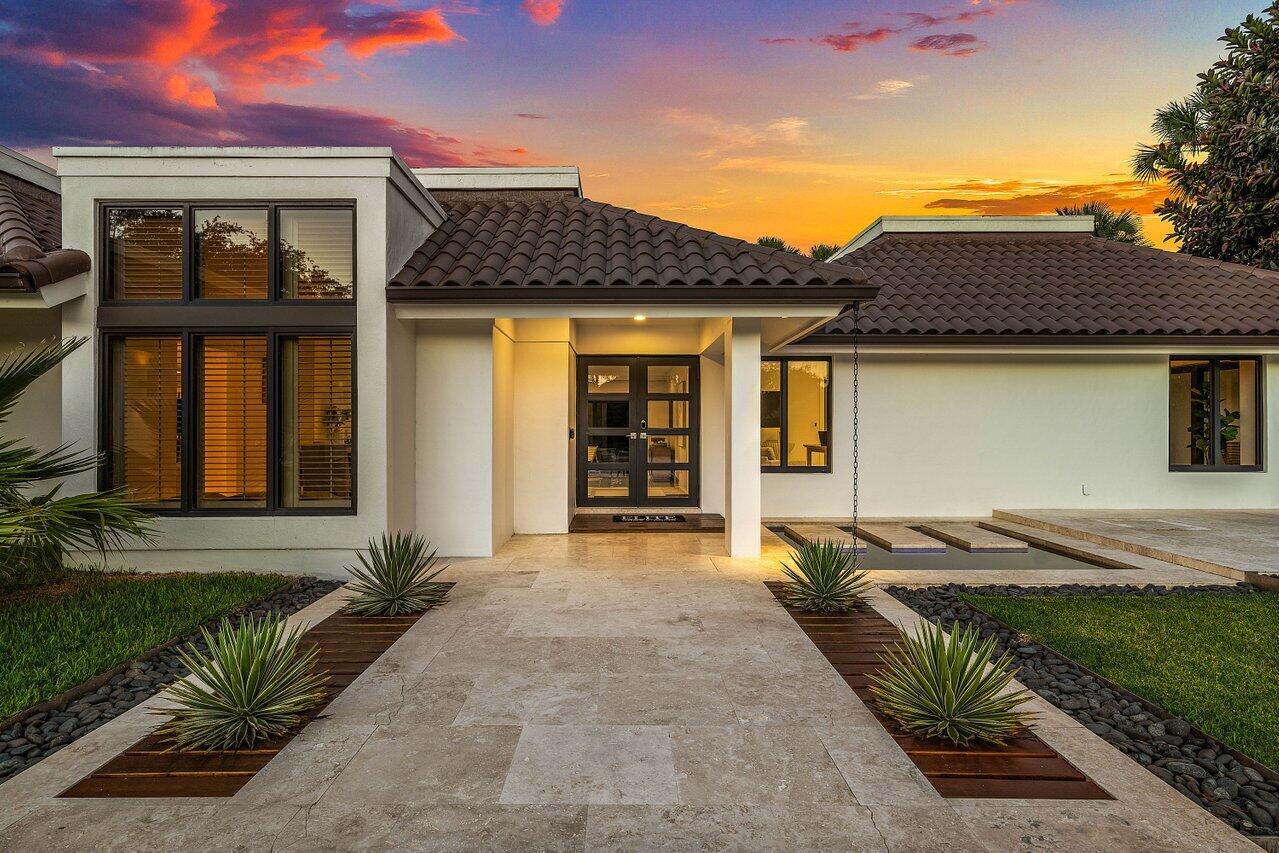 BREAKERS WEST 5 - Residential