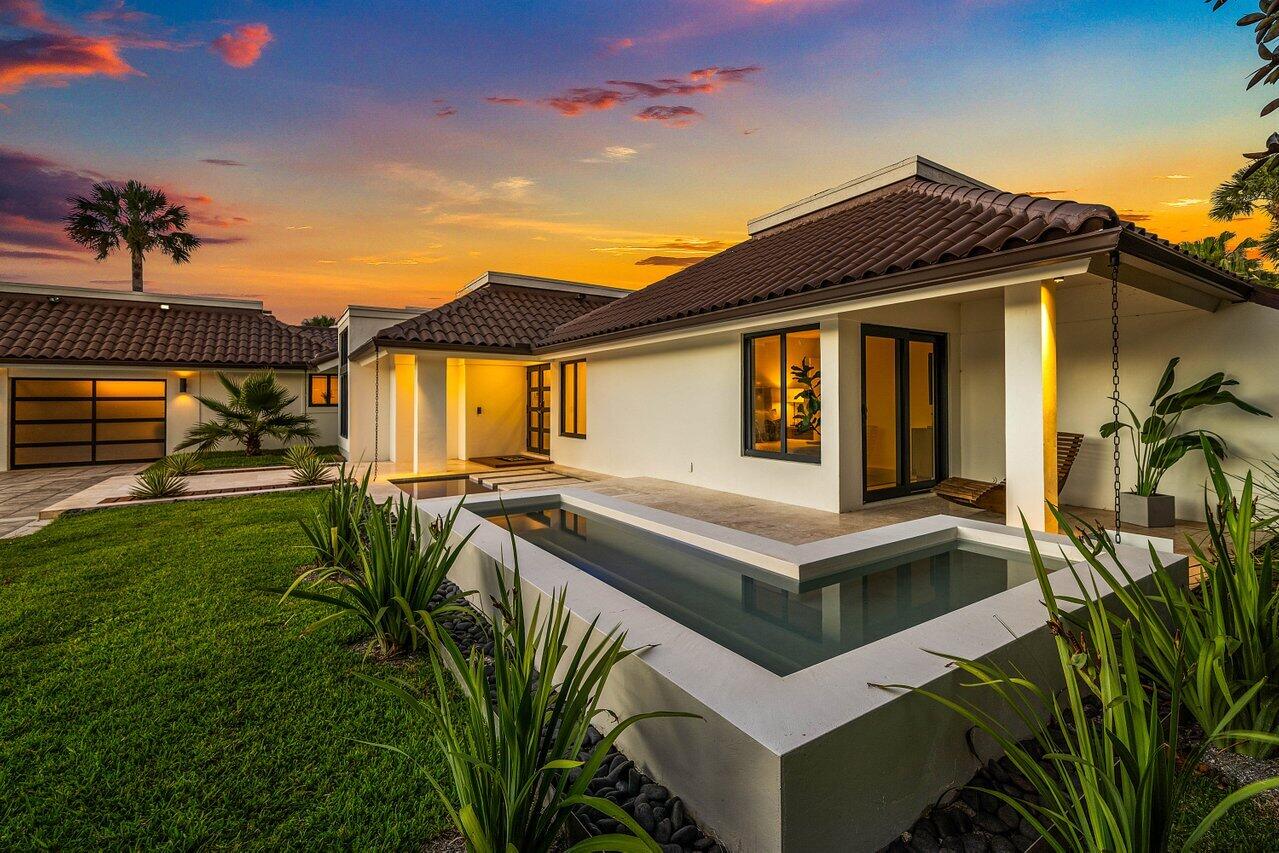 BREAKERS WEST 5 - Residential