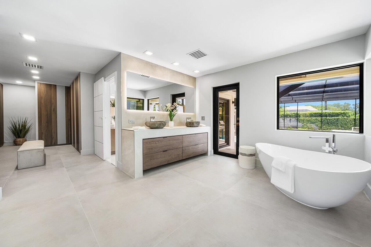 BREAKERS WEST 5 - Residential