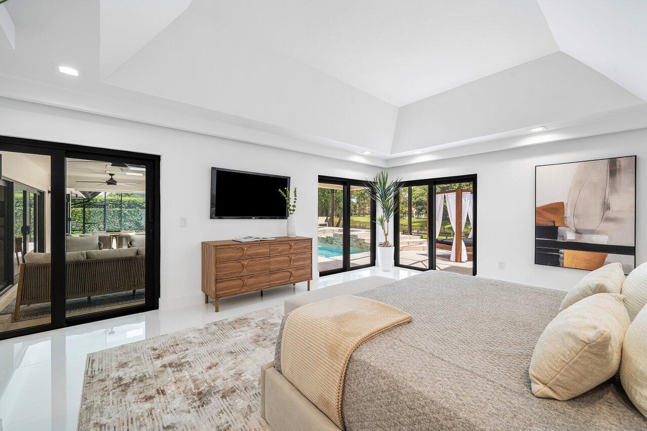 BREAKERS WEST 5 - Residential