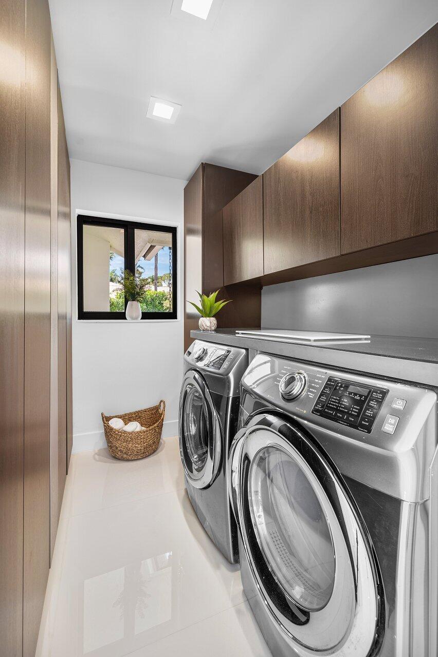 BREAKERS WEST 5 - Residential
