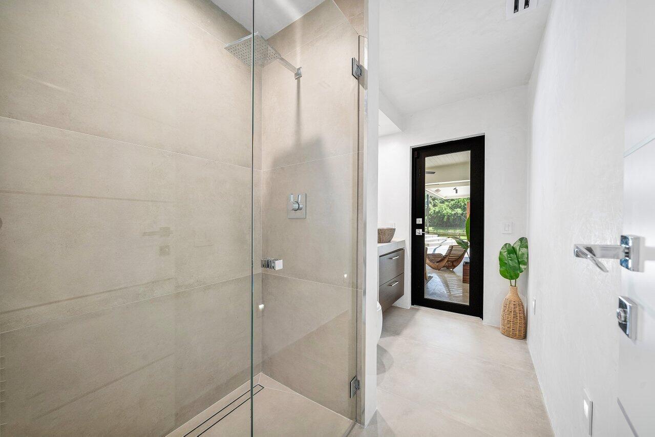 BREAKERS WEST 5 - Residential
