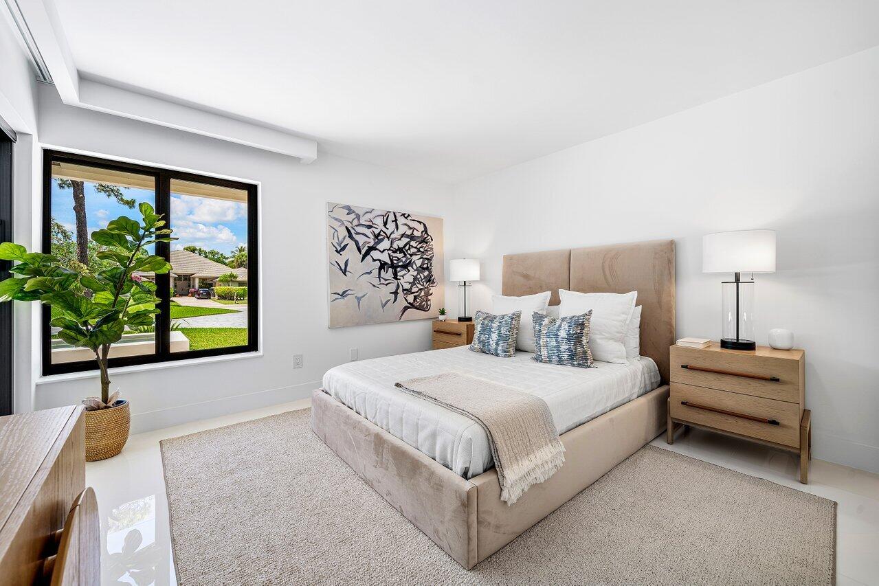 BREAKERS WEST 5 - Residential