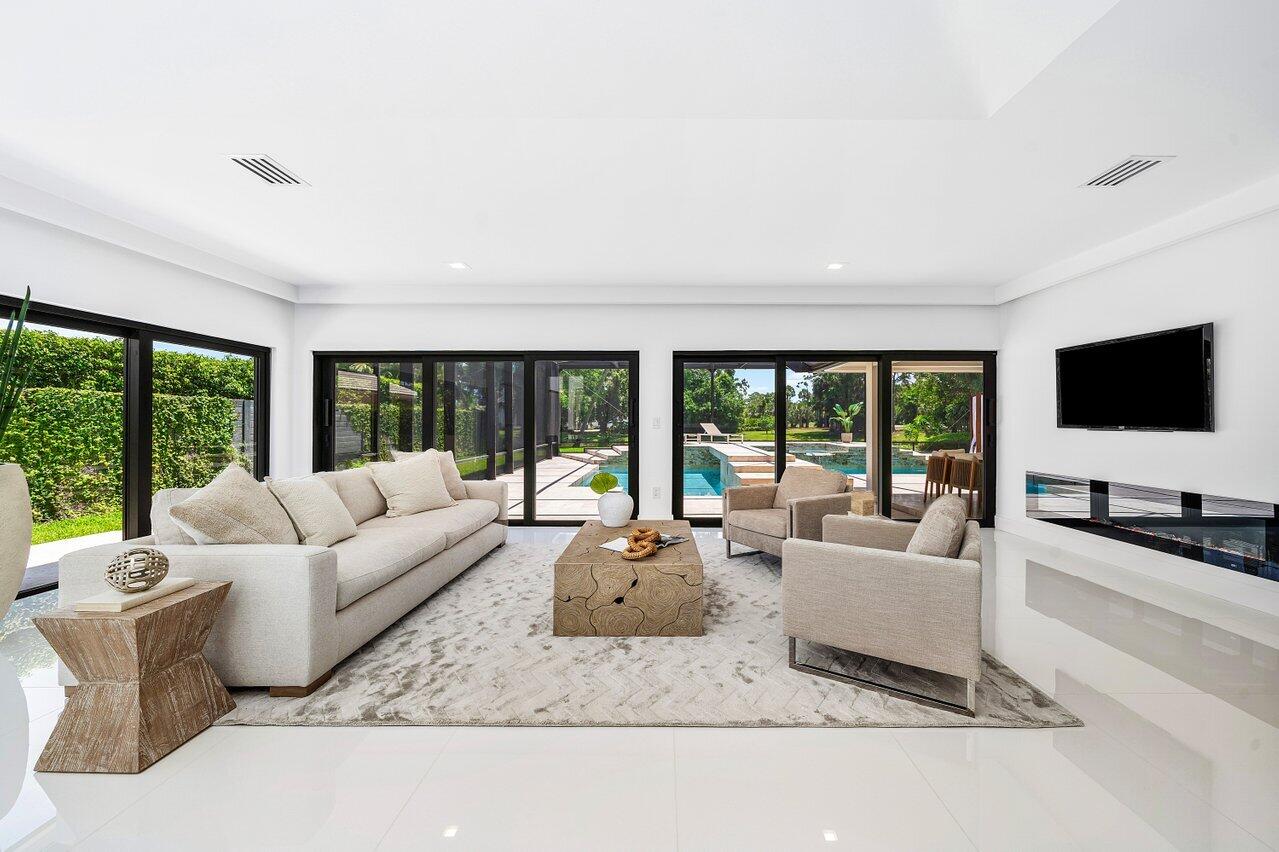 BREAKERS WEST 5 - Residential