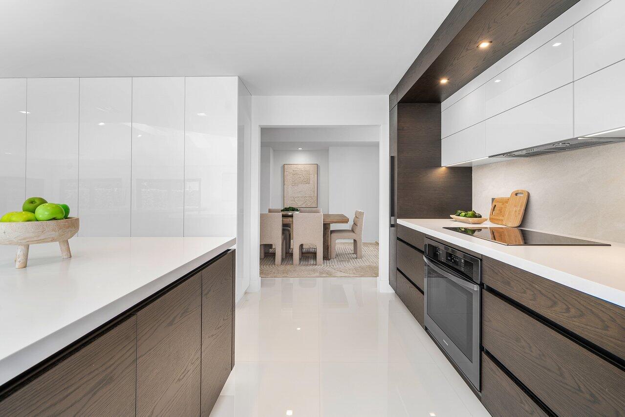 BREAKERS WEST 5 - Residential