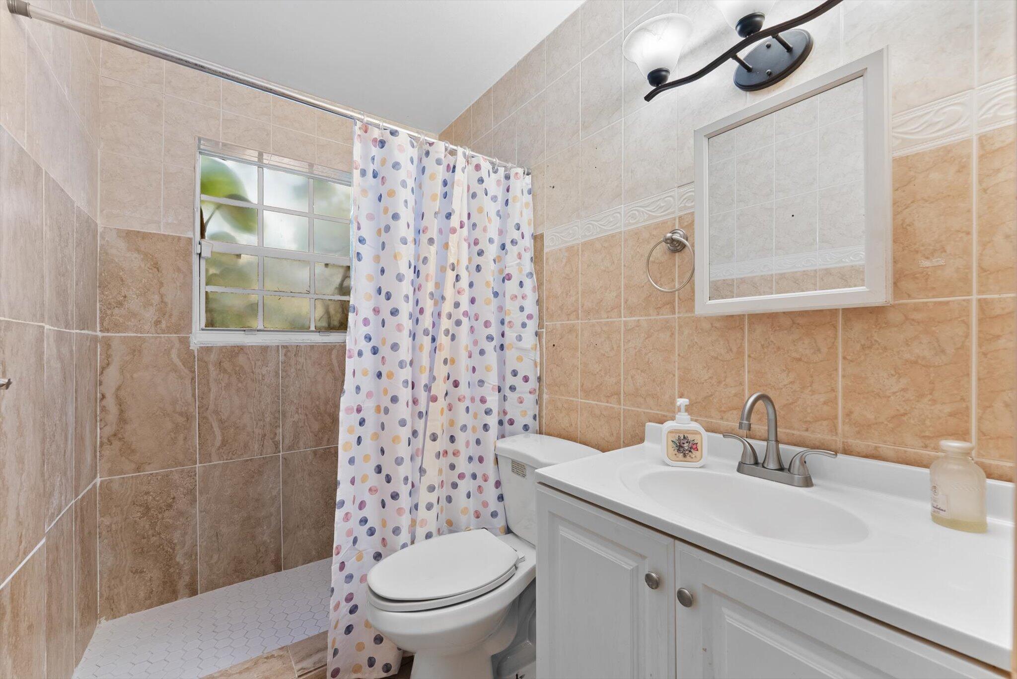 ROLLING GREEN RIDGE 1ST ADD - Residential