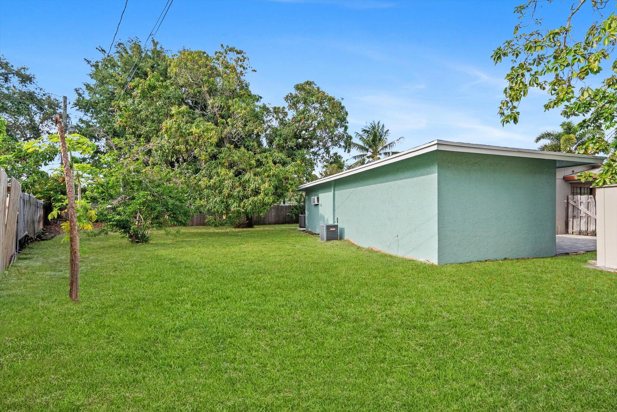 ROLLING GREEN RIDGE 1ST ADD - Residential