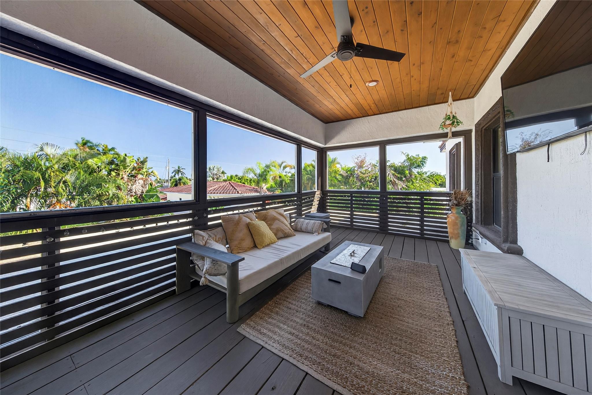 VENETIAN ISLES - Residential