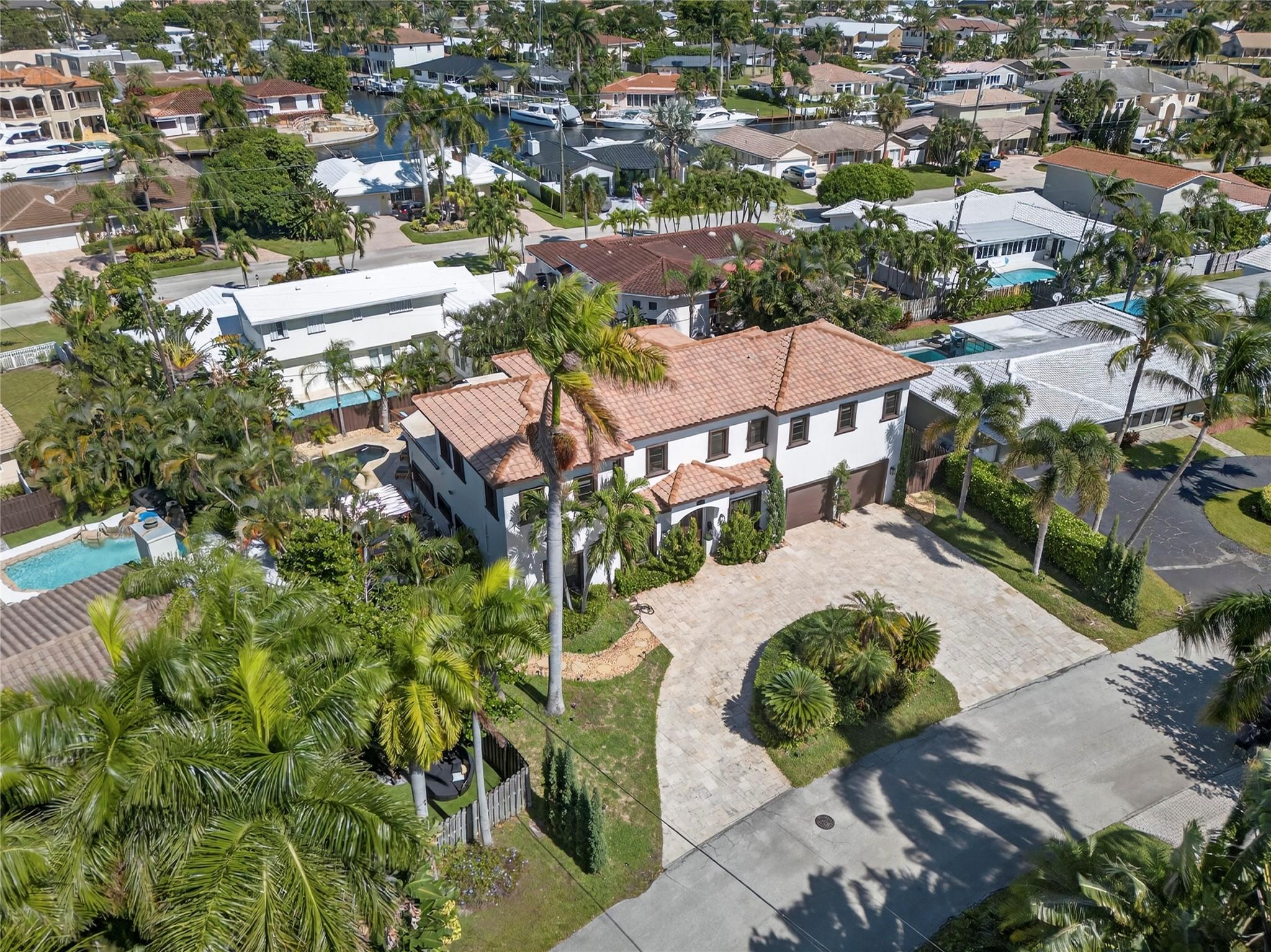 VENETIAN ISLES - Residential