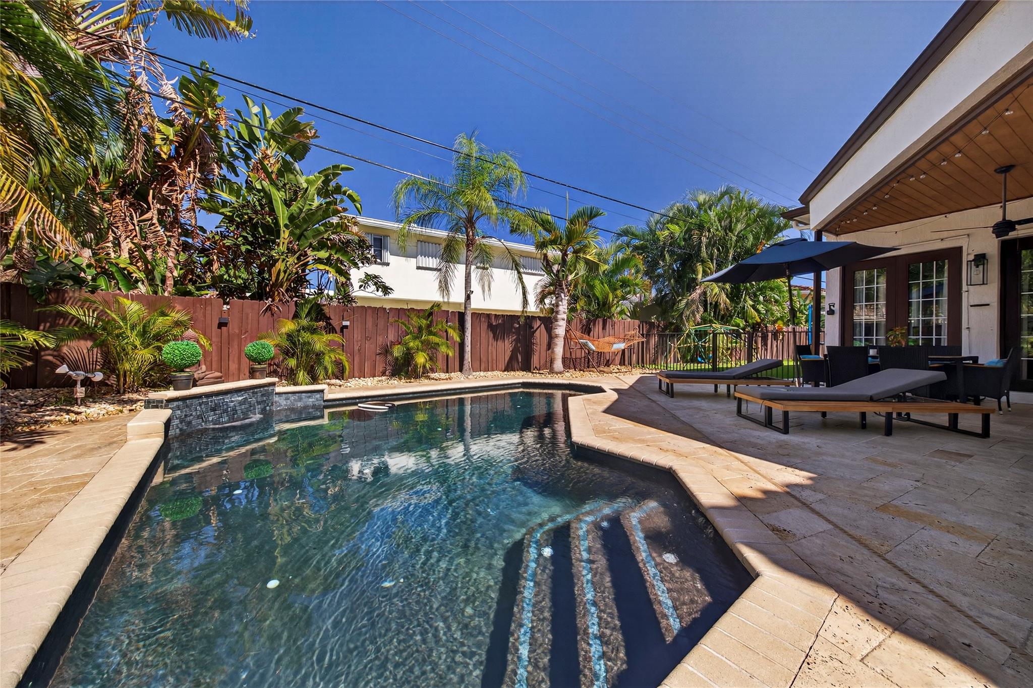 VENETIAN ISLES - Residential