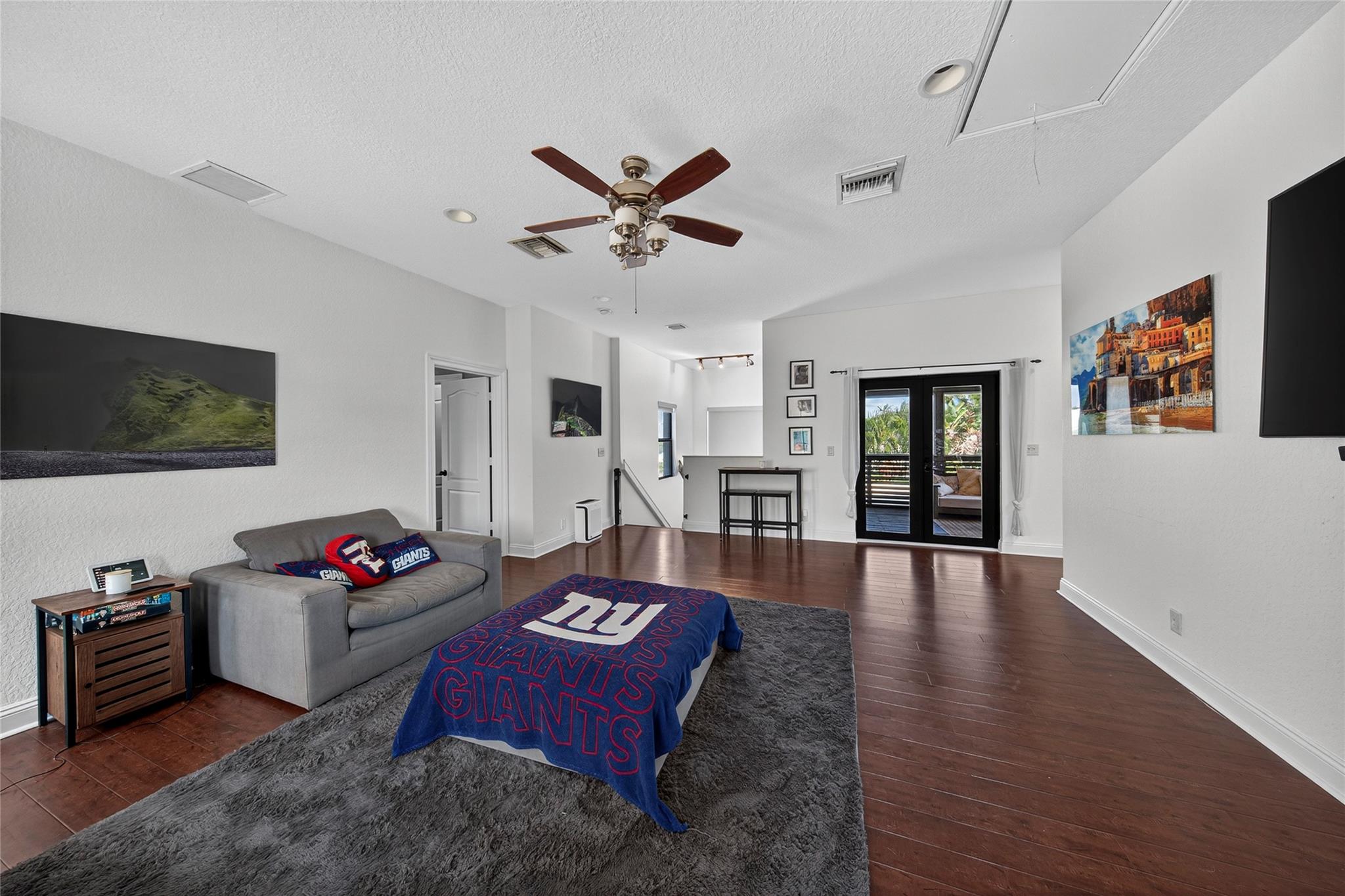 VENETIAN ISLES - Residential