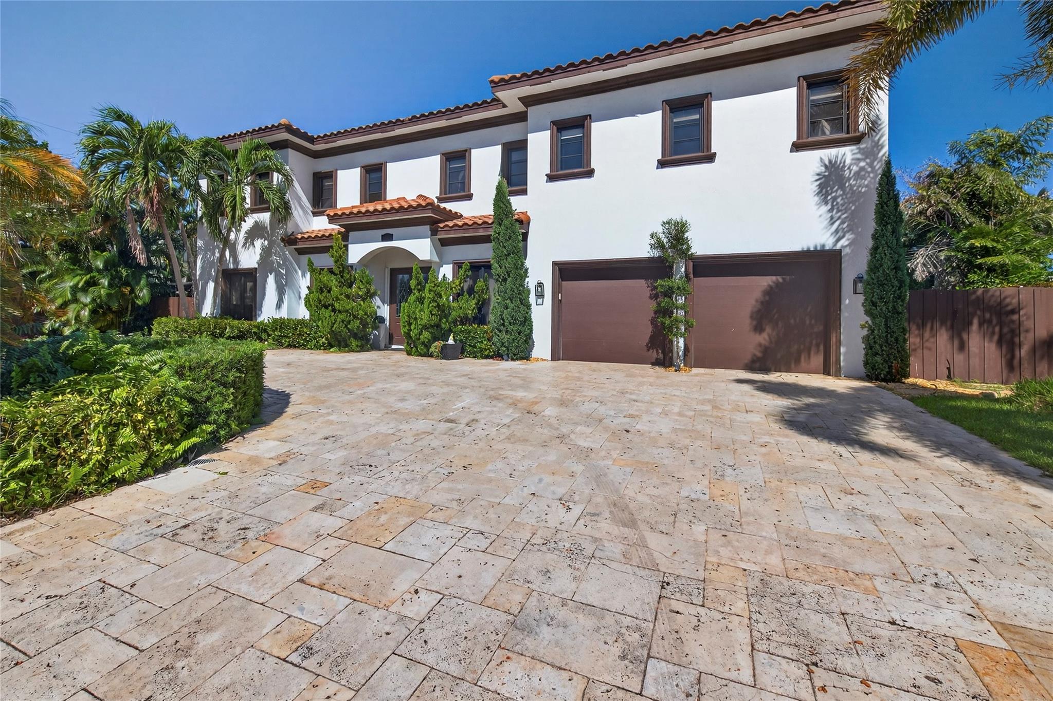 VENETIAN ISLES - Residential