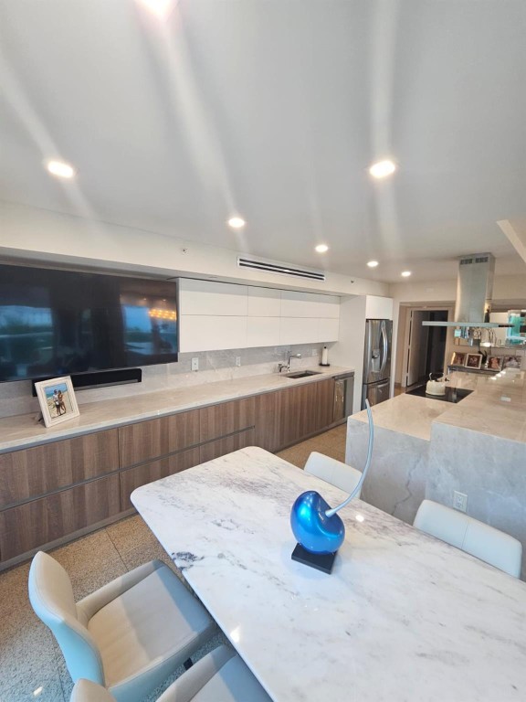 Oceania - Residential