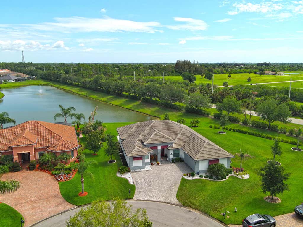 Photo of 8220 Halbert Lane, Vero Beach, FL 32968 (MLS # B26035908)