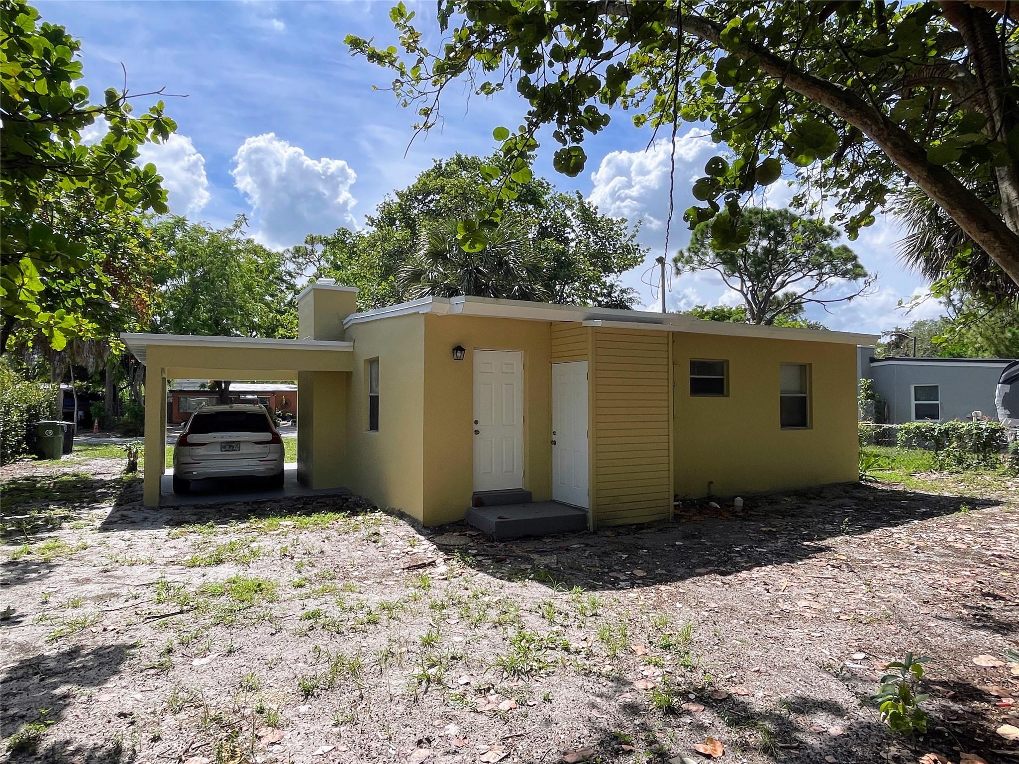 123 SW 21st Way