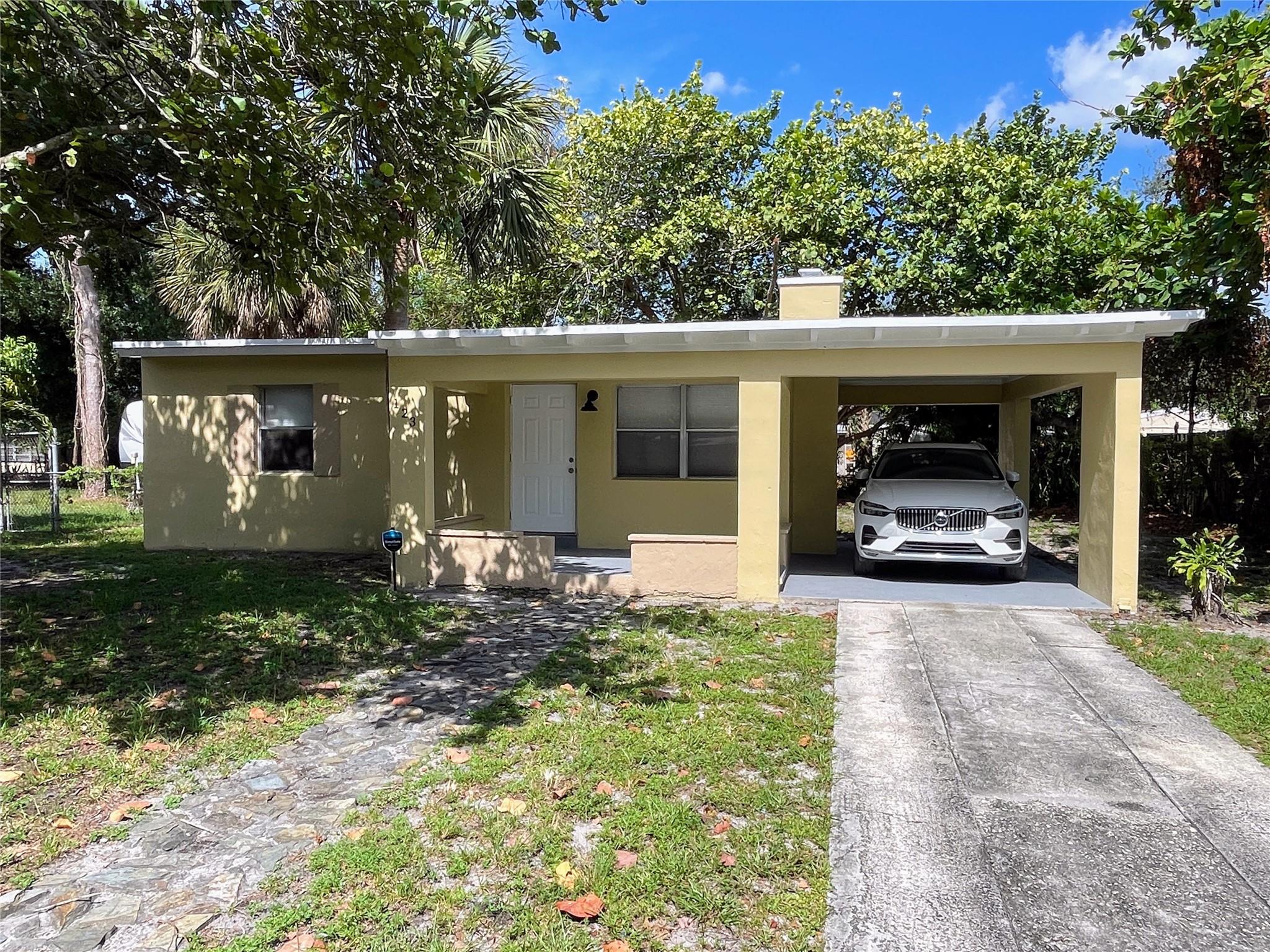 123 SW 21st Way