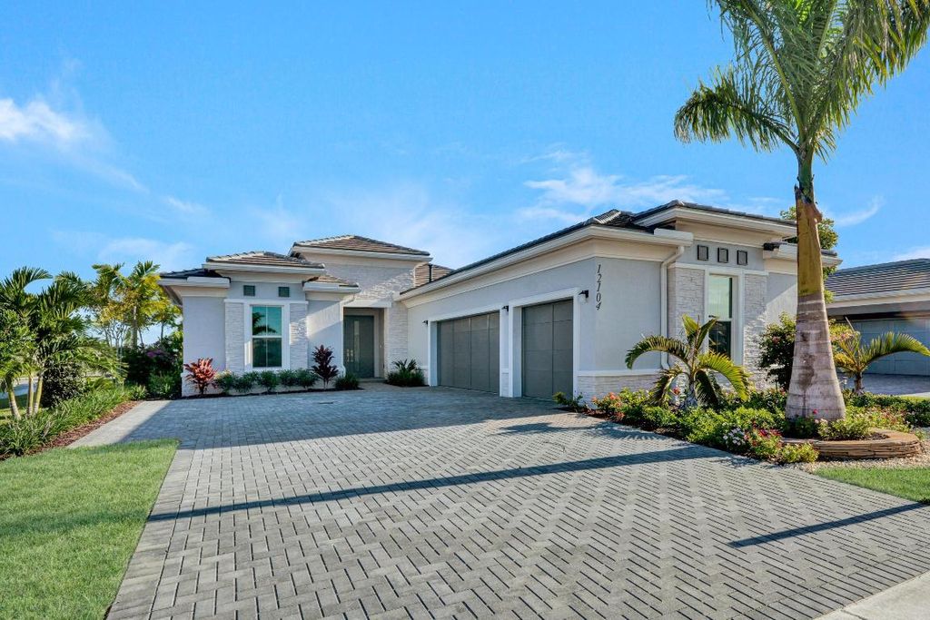 Photo of 12104 Arbordale Way, Palm Beach Gardens, FL 33412 (MLS # R11112648)