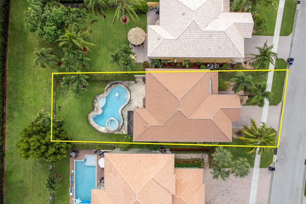 Photo of 11101 Laurel Walk Road, Wellington, FL 33449 (MLS # R11110333)