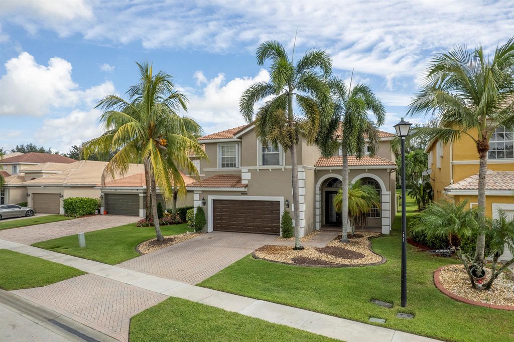 Photo of 11101 Laurel Walk Road, Wellington, FL 33449 (MLS # R11110333)