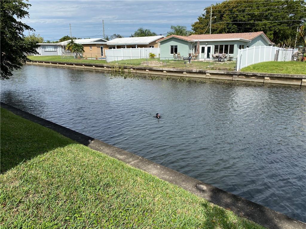 Royal Park Condonminiums - Residential