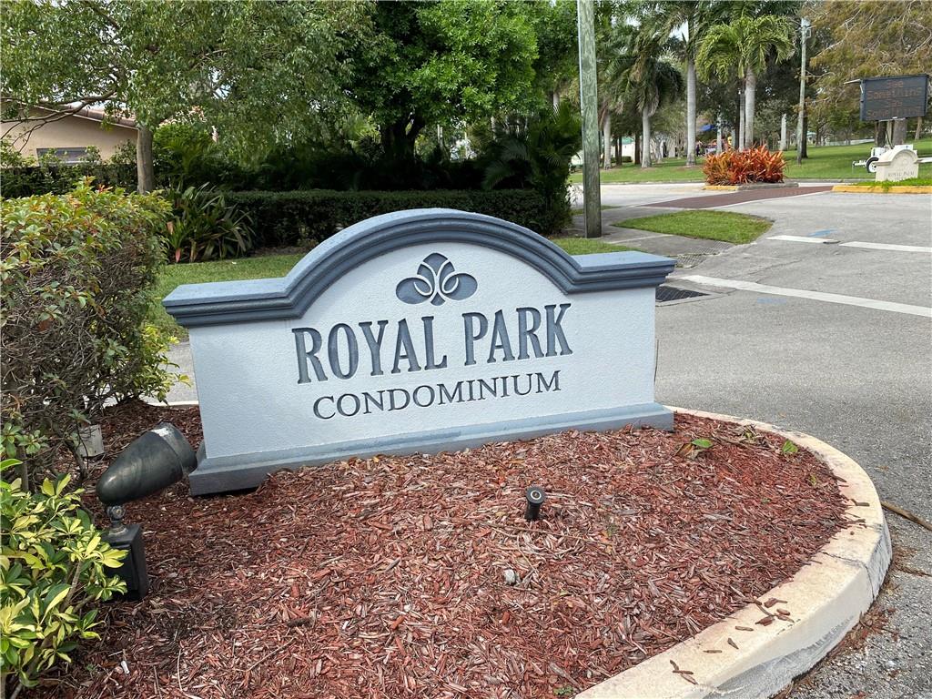 Royal Park Condonminiums - Residential