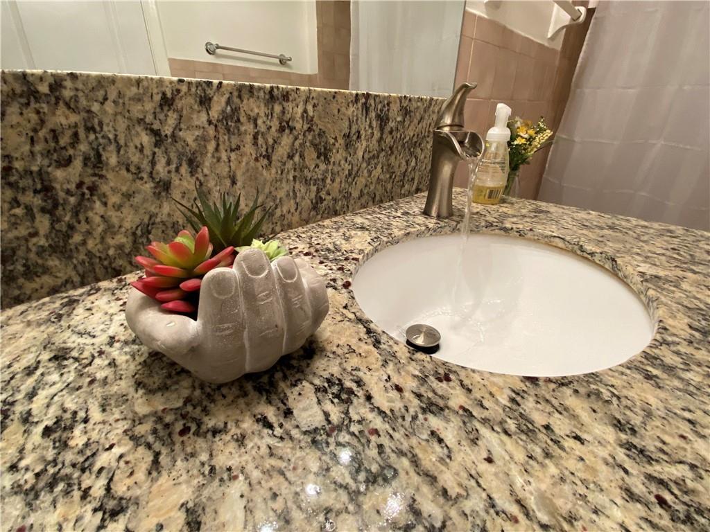 Royal Park Condonminiums - Residential