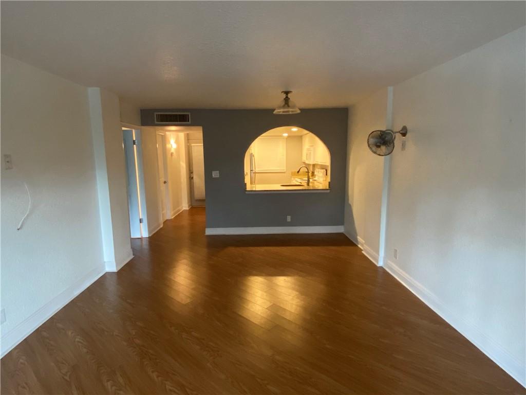 Royal Park Condonminiums - Residential