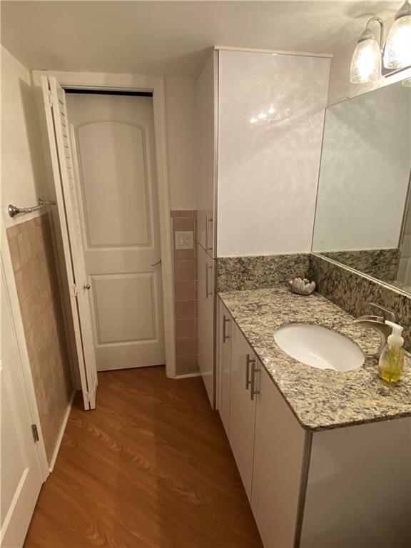 Royal Park Condonminiums - Residential