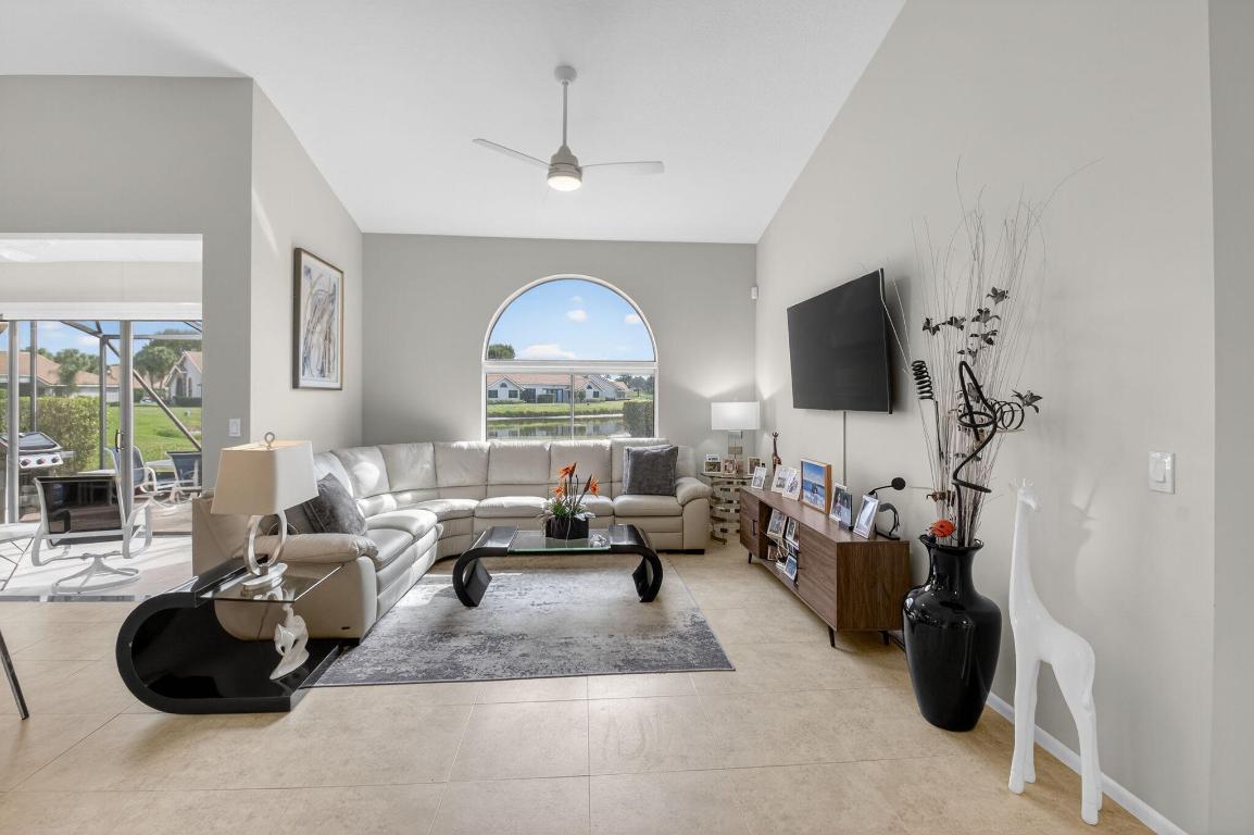 7400 Hearth Stone Avenue