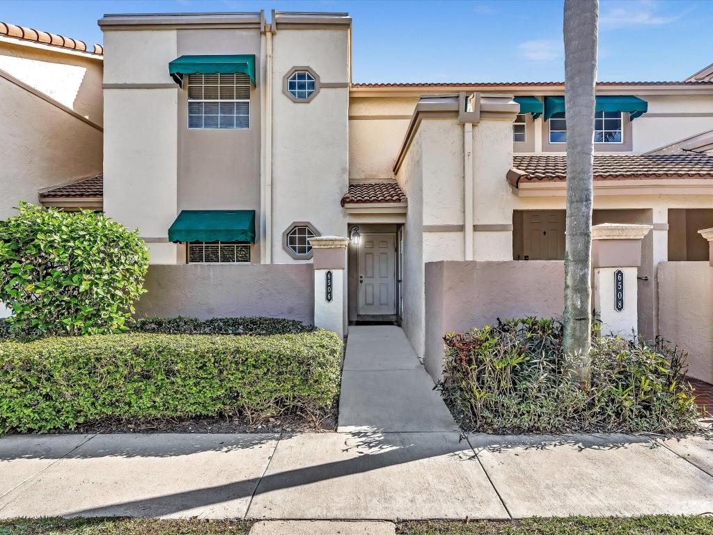 Photo of 6506 Via Regina, Boca Raton, FL 33433 (MLS # R10995618)