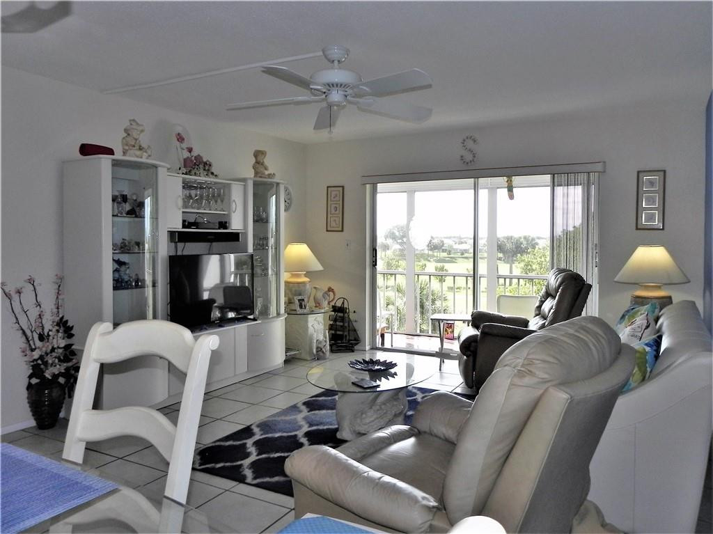 HILLCREST COUNTRY CLUB - Residential