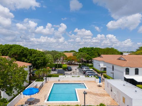 Tiny photo for 5201 NE 14th Terrace #3, Fort Lauderdale, FL 33334 (MLS # B26048763)