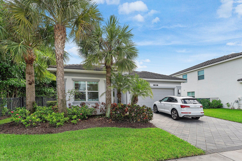 Photo of 15262 CHERRY CREEK Lane, Delray Beach, FL 33446 (MLS # B26073883)