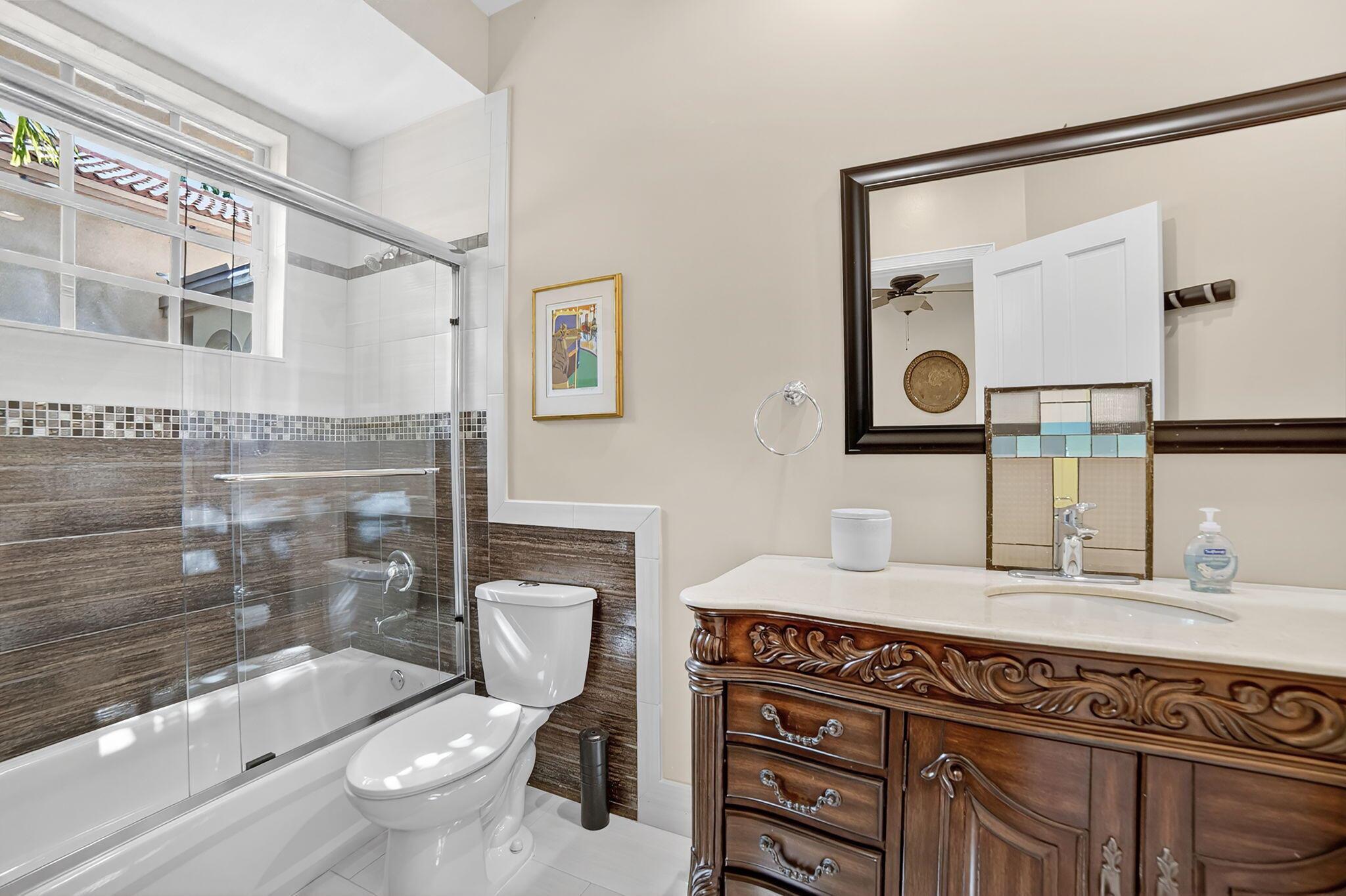 WHISPERING WOODS - Residential