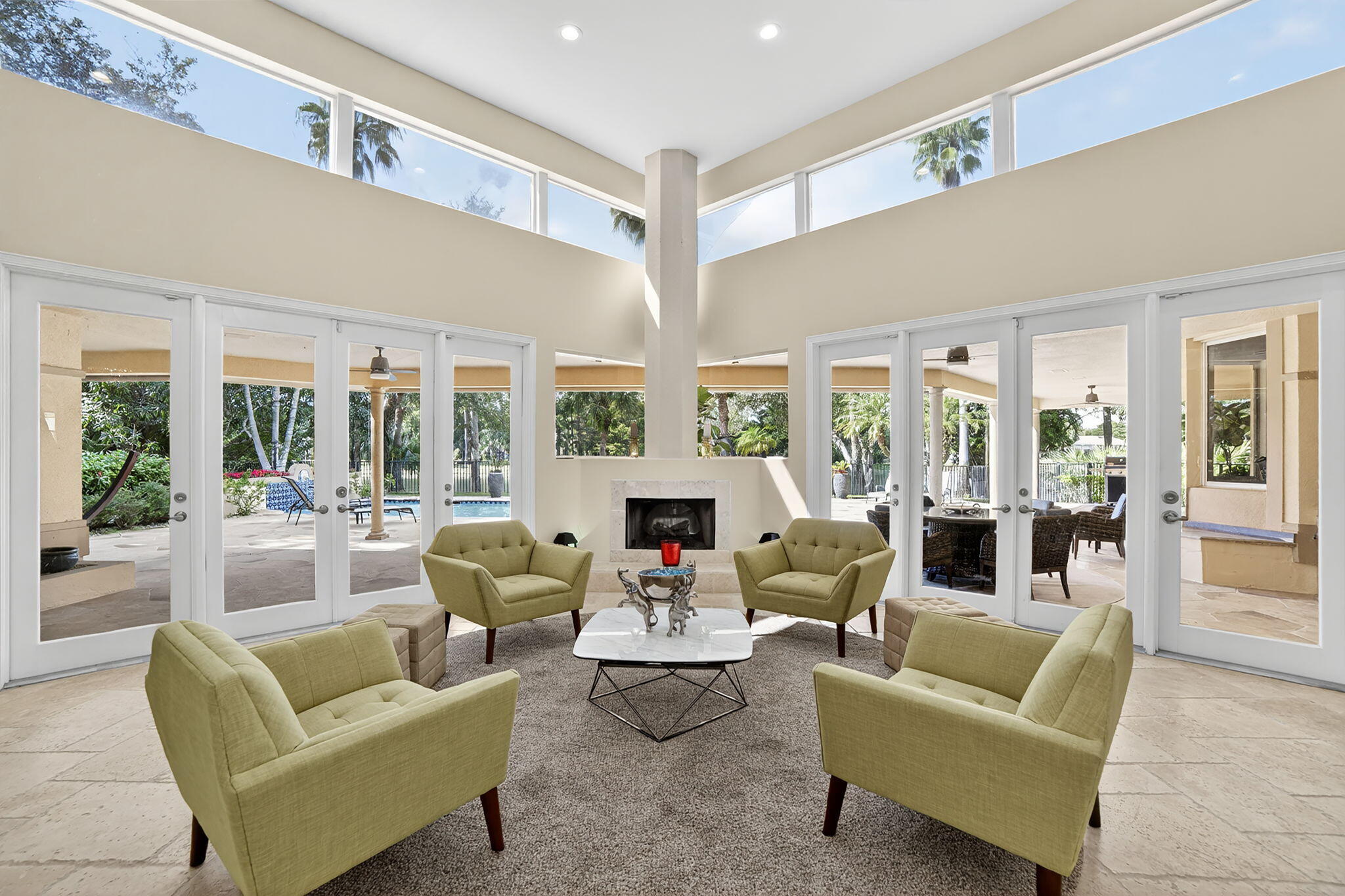 WHISPERING WOODS - Residential