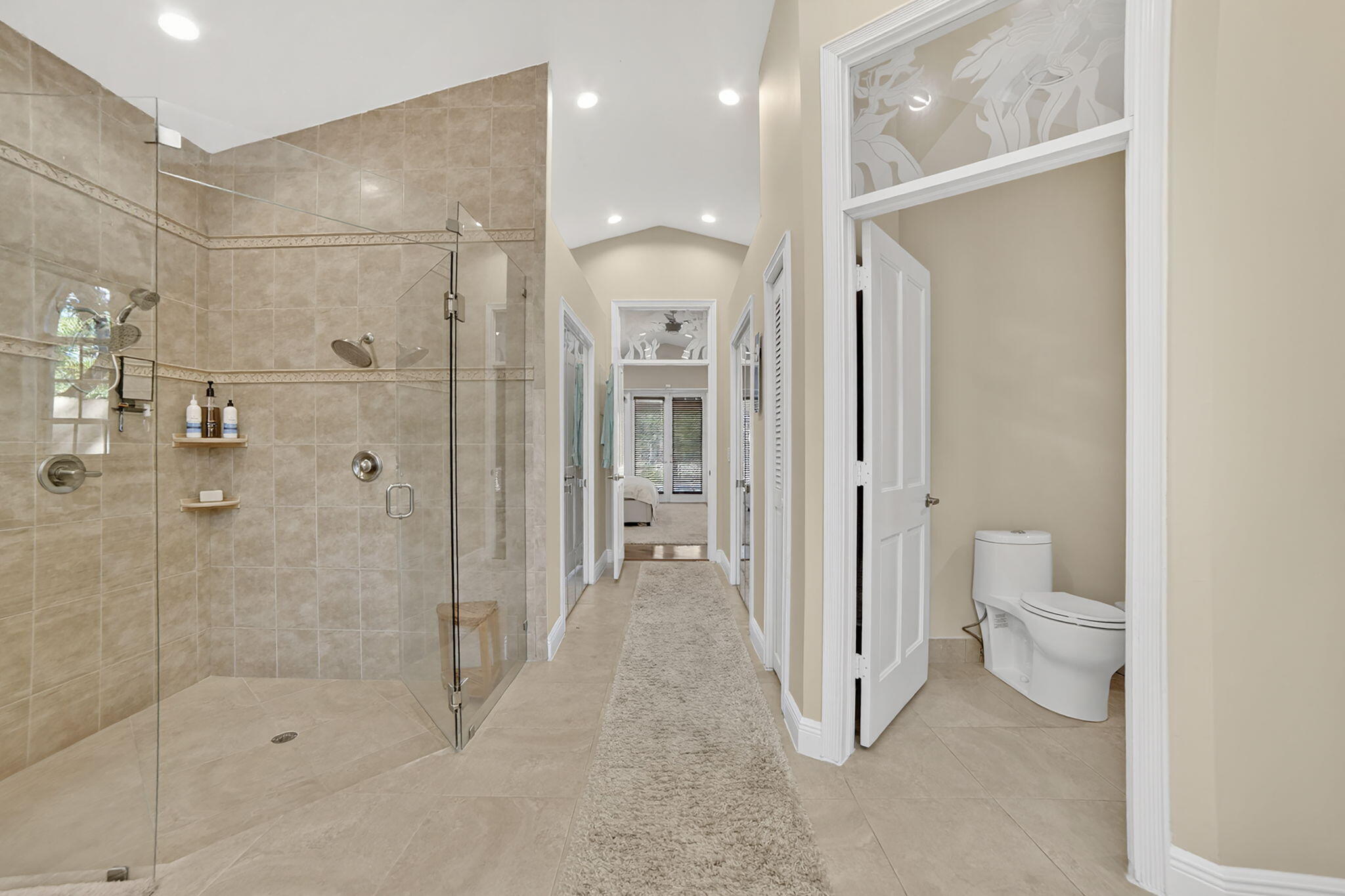 WHISPERING WOODS - Residential