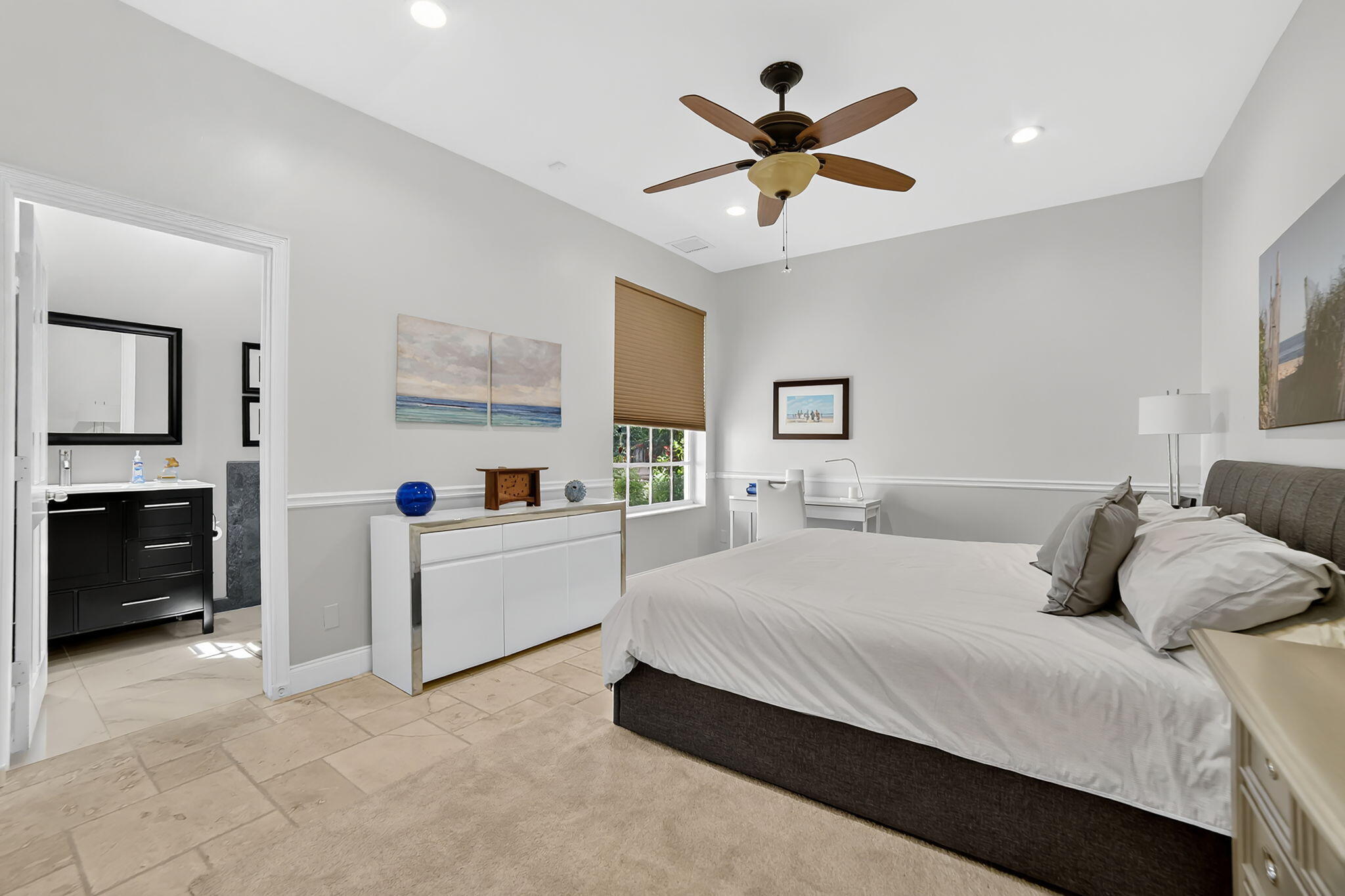 WHISPERING WOODS - Residential