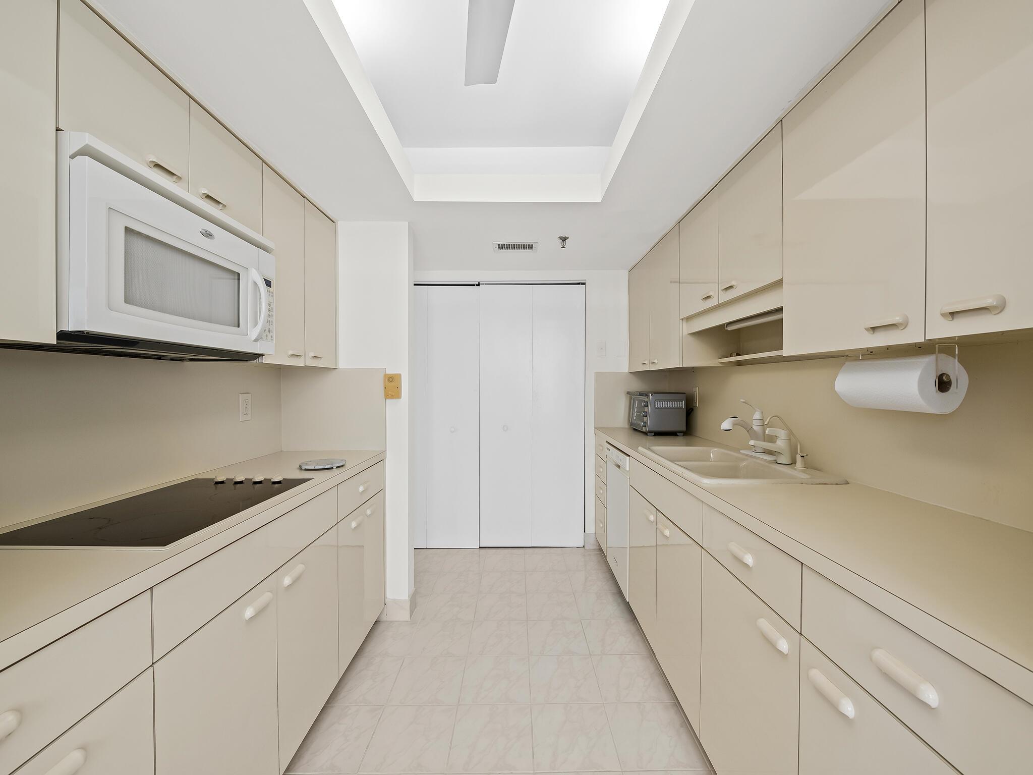 OCEAN TERRACE NORTH CONDO - Residential