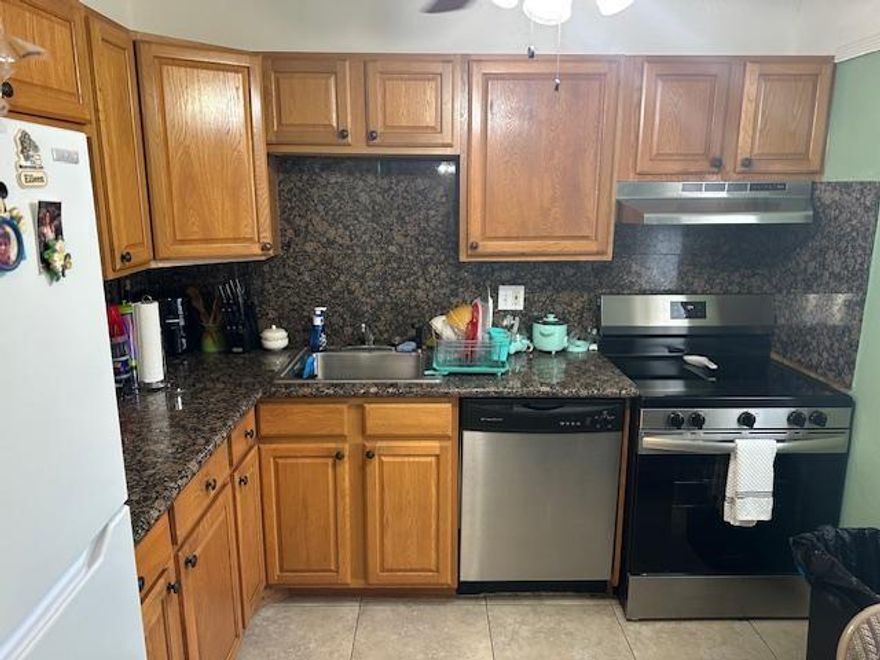 THE MOST DESIRABLE TYPE OF UNIT, A FIRST FLOOR CORNER.  UPDATED KITCHEN, BATHROOM, WINDOWS. ENCLOSED PATIO. CLUBHOUSE WITH BILLIARDS, CARD ROOM, LIBRARY, EXERCISE ROOM, FULL KITCHEN, LARGE AUDITORIUM, SPARKLING POOL. COMPLEX IS CLOSE TO A BRAND NEW PUBLIX, WALGREENS, BANKS, RESTAURANTS, THE MALL. SHORT DRIVE TO THE BEACH. ASSOCIATION STATES 55+, 675+ CREDIT SCORE, $35000+ INCOME, REQUIRES A SECURITY DEPOSIT, APPLICATION WITH IN PERSON INTERVIEW. IF FINANCING, MINIMUM 20% DOWN.