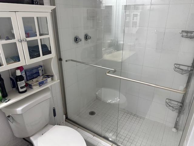 ORIOLE GARDENS - Residential