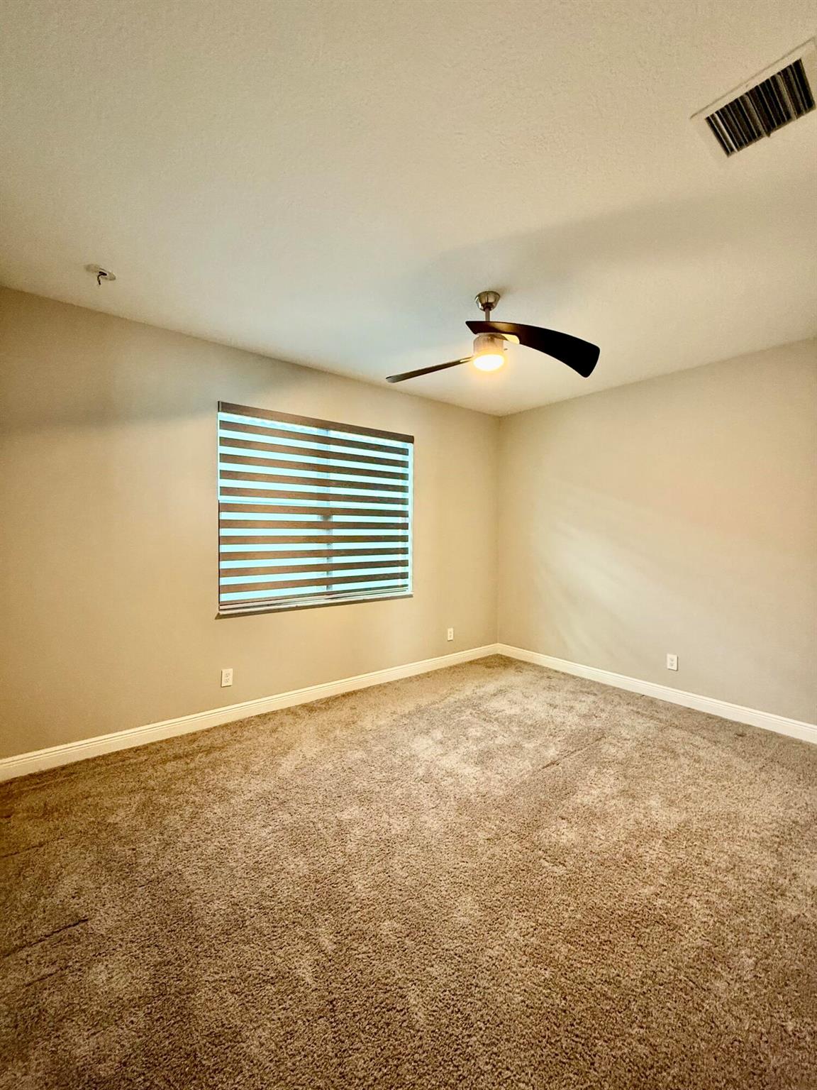 CORAL LAGO - Residential