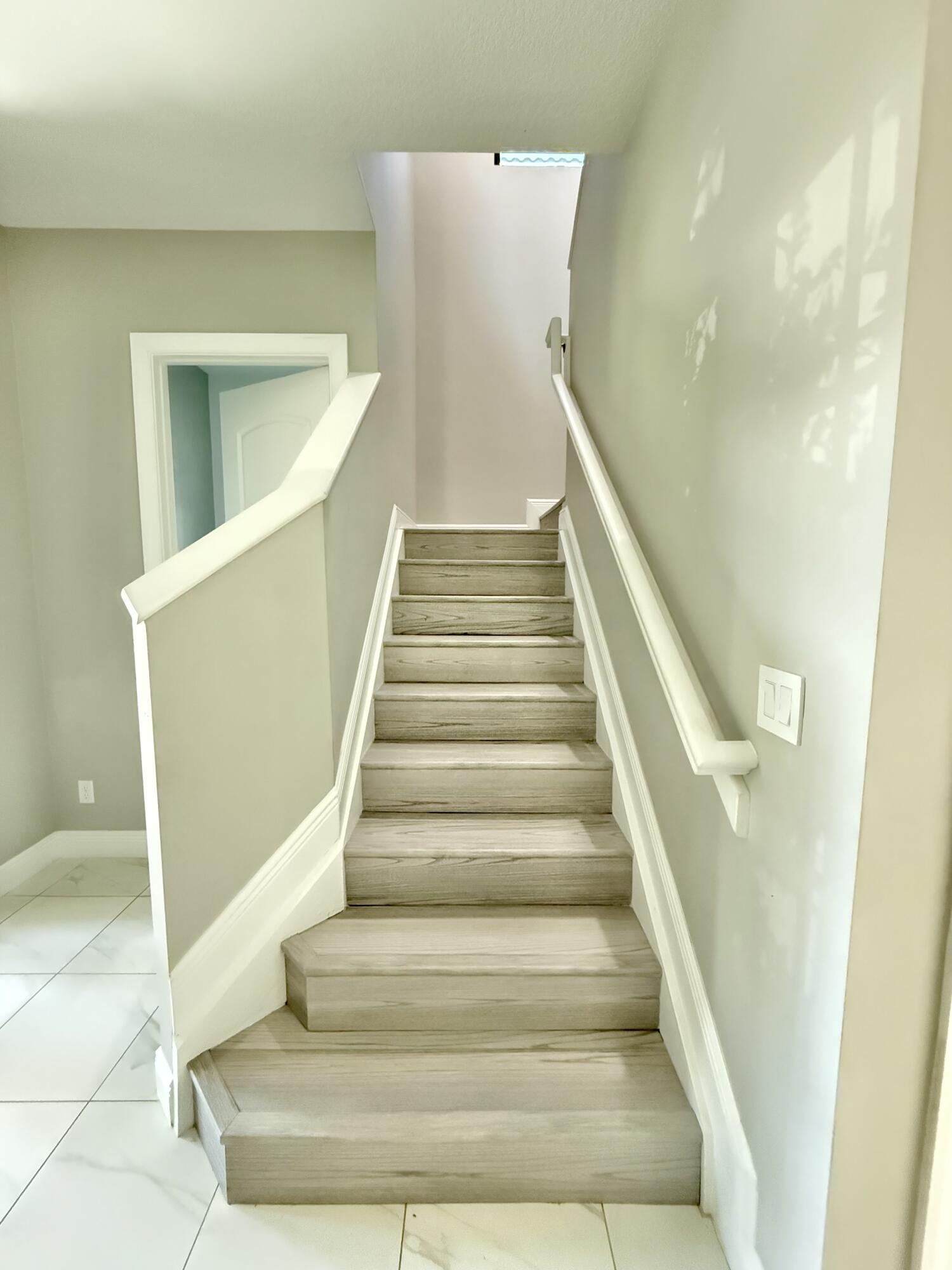 CORAL LAGO - Residential