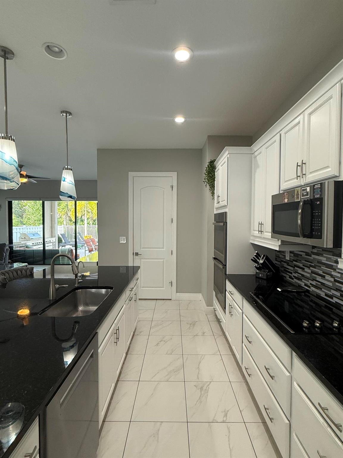 CORAL LAGO - Residential