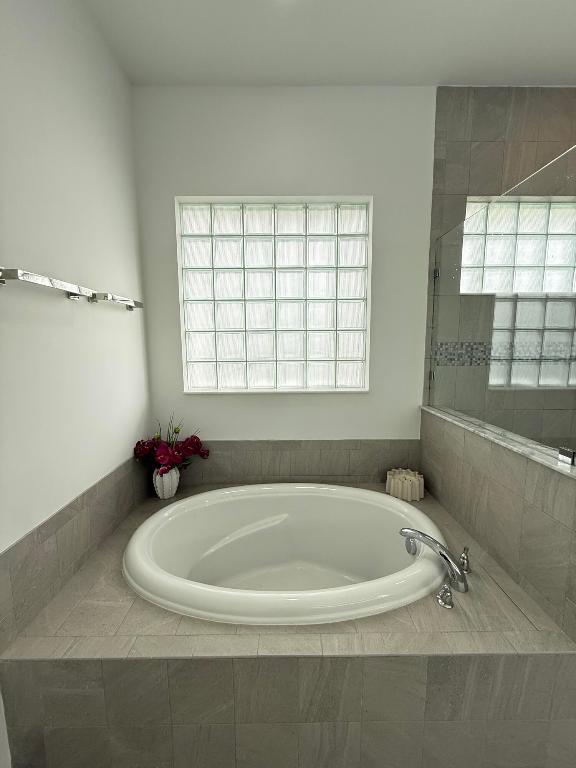 CORAL LAGO - Residential