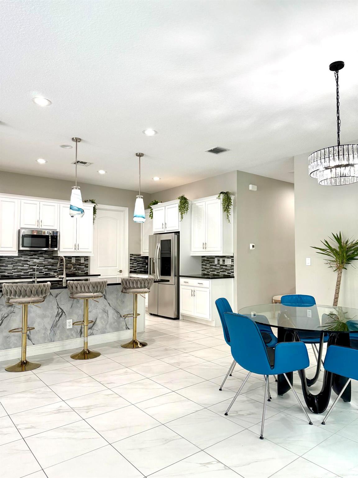 CORAL LAGO - Residential