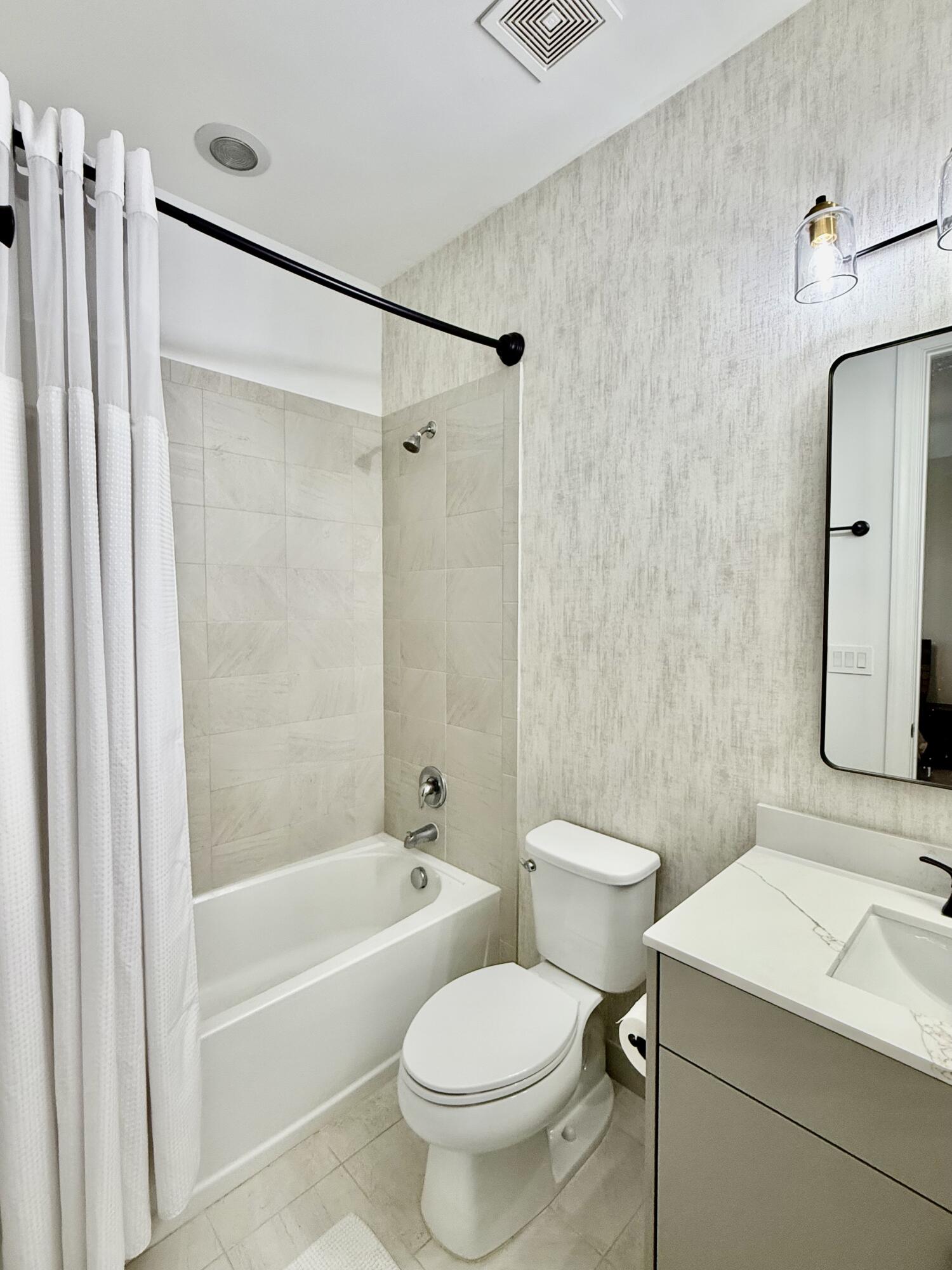 CORAL LAGO - Residential