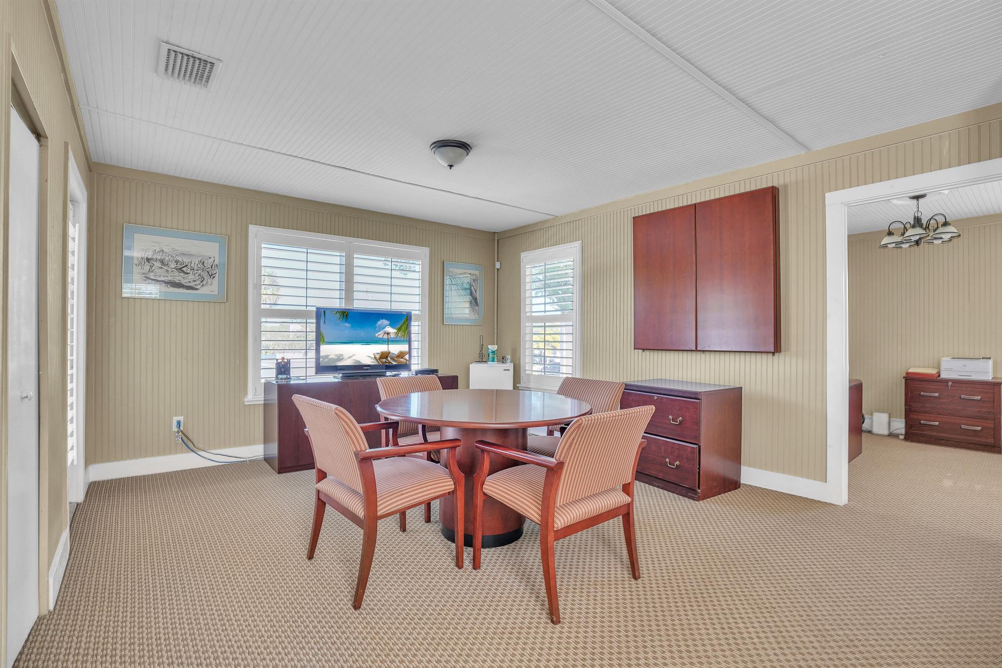 CARLTON'S ADDITION TO FOR - Commercial Sale