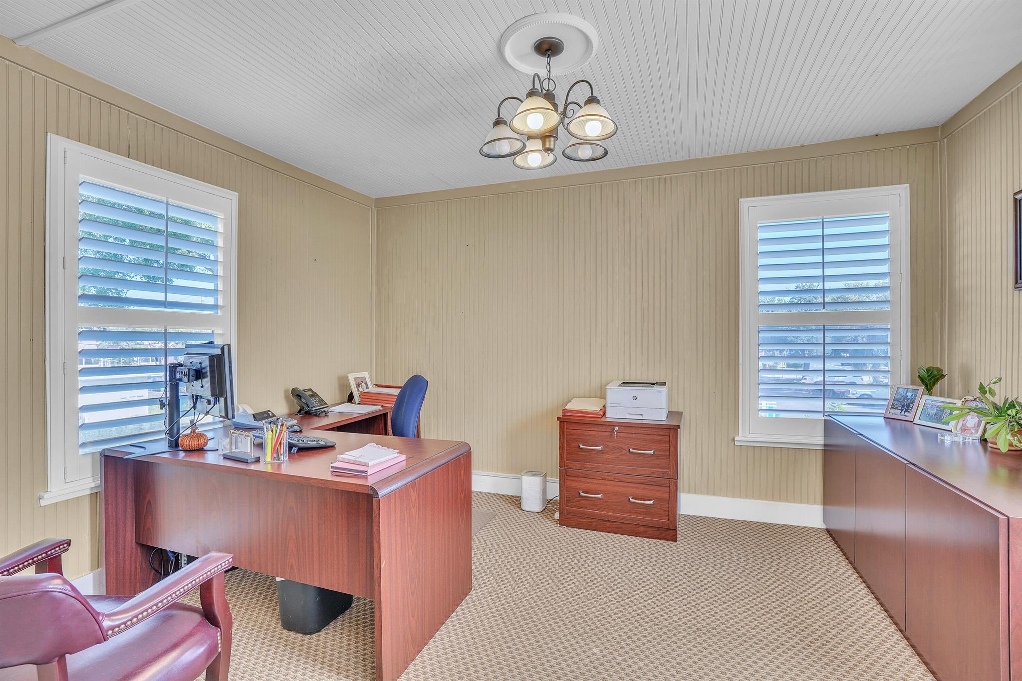 CARLTON'S ADDITION TO FOR - Commercial Sale